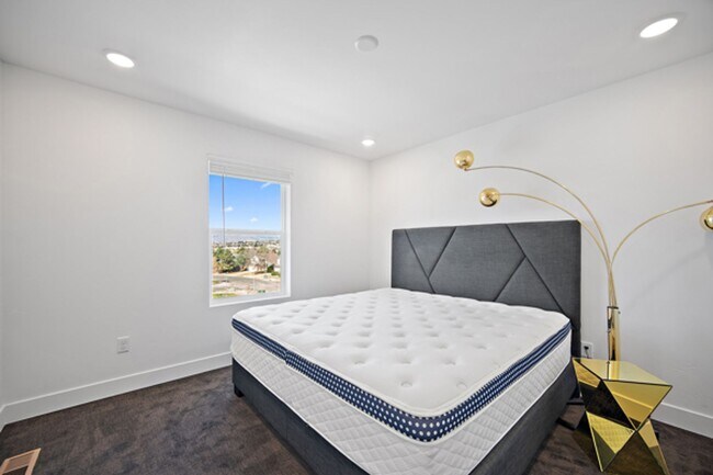 Building Photo - NEW CONSTRUCTION Gorgeous 4 Bedroom, 3.5 bath with Unbeatable Views