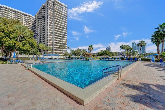 Building Photo - 600 Three Islands Boulevard