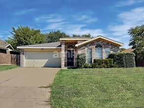 Building Photo - 10236 Westward Dr