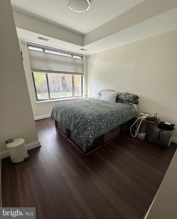 Building Photo - 525 N Fayette St