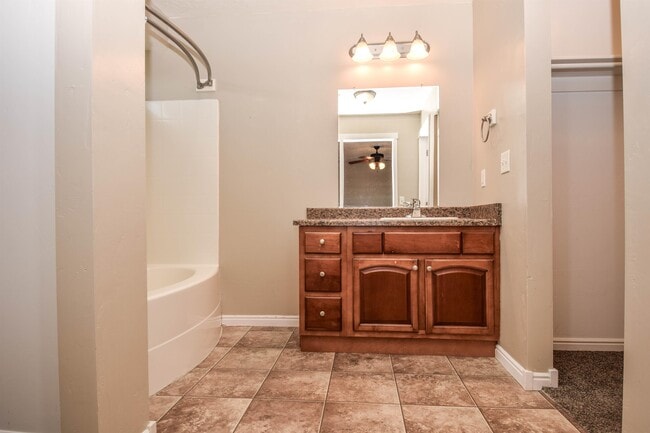 Building Photo - 537 W 1570 N