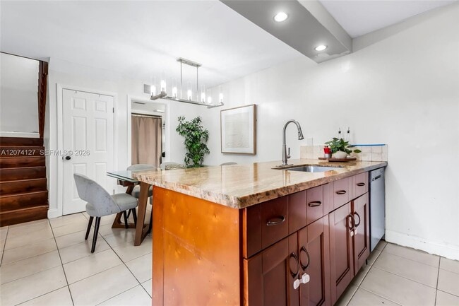 Building Photo - 804 SW 119th Way