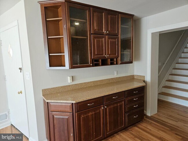 Building Photo - 5426 Enid Pl