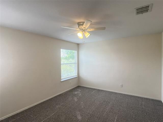 Building Photo - 2323 Dogwood Dr