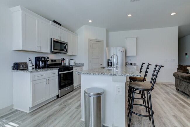 Building Photo - 2323 149th St