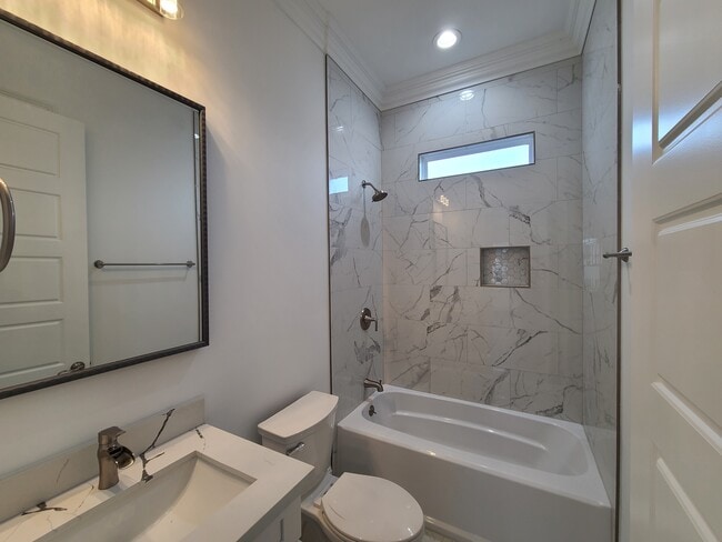 Building Photo - 8501 Prince Dr