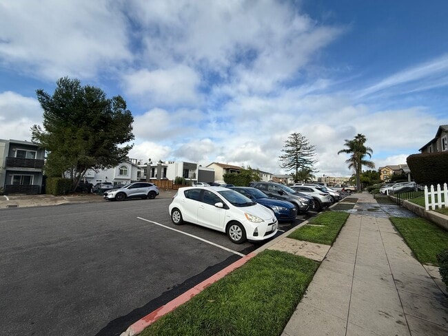 Building Photo - 4017 Alabama St