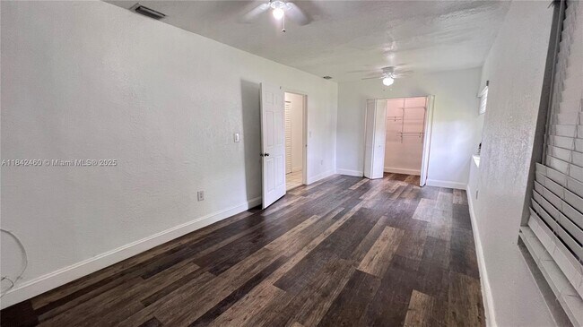Building Photo - 7380 SW 36th St