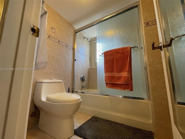 Building Photo - 9010 SW 125th Ave