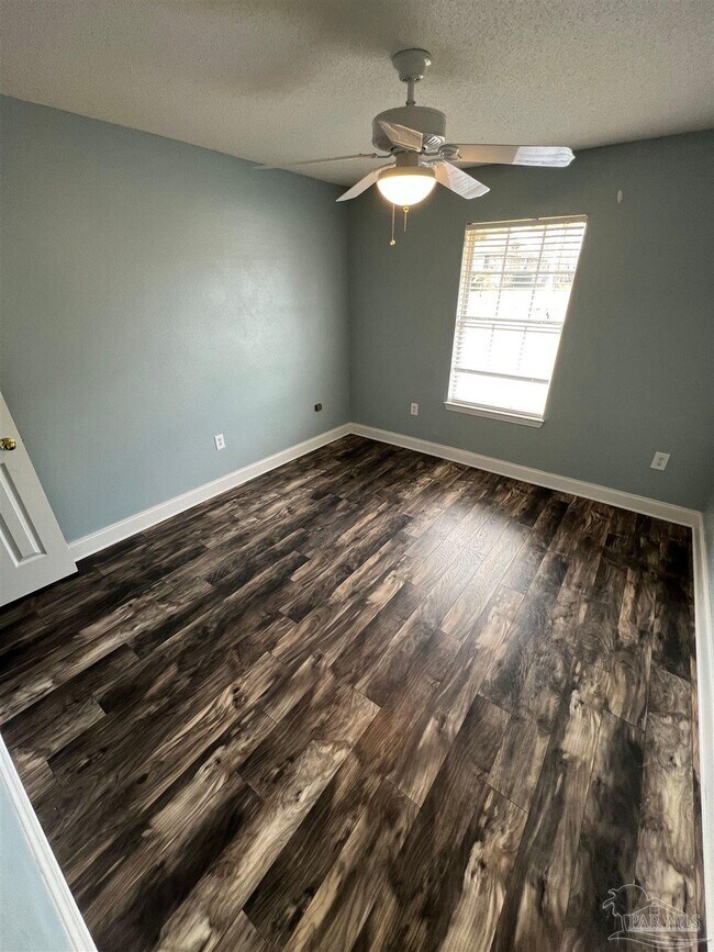 Building Photo - 4804 Ribault Ln