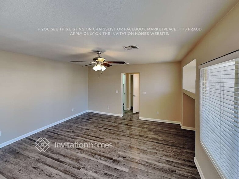 Building Photo - 3724 Beacon Point St