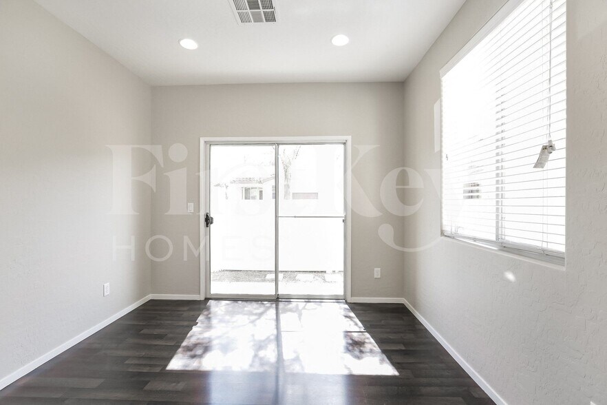 Building Photo - 8189 Cape Ito Ct