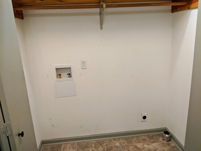 Building Photo - 1363 Legion Rd