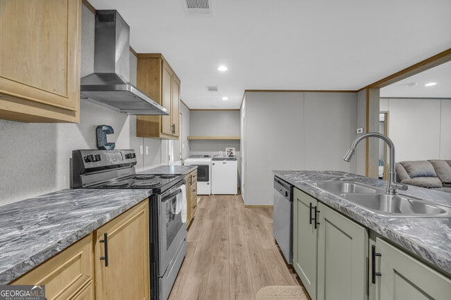 Building Photo - 473 Chandler Pl Dr