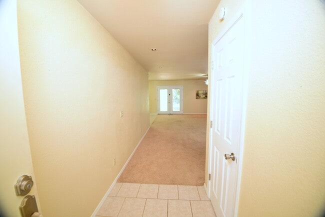 Building Photo - 5716 S Birch Ave