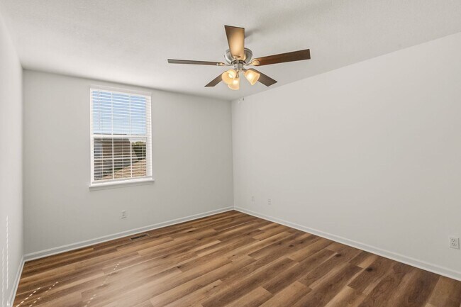 Building Photo - 3505-3507 La Mesa Dr.