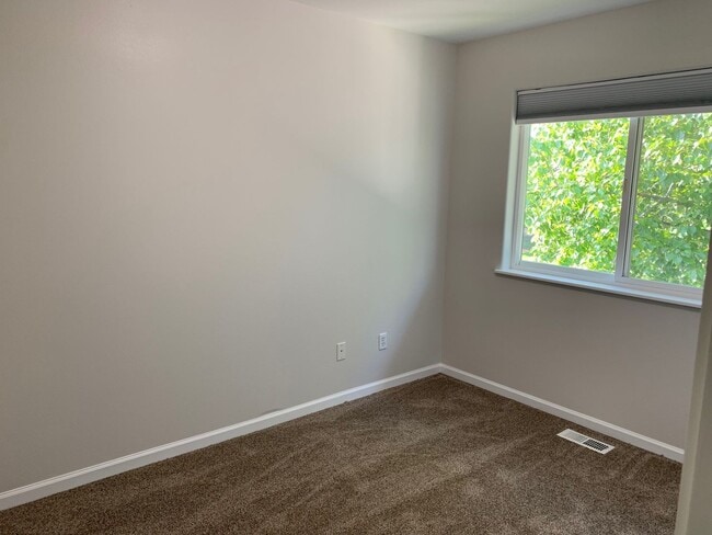 Building Photo - 6388 Fairweather Dr