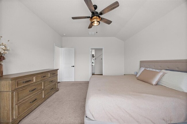 Building Photo - 325 Granary Dr