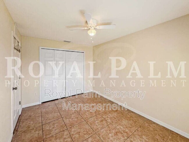 Building Photo - 111 SE 2nd Ave