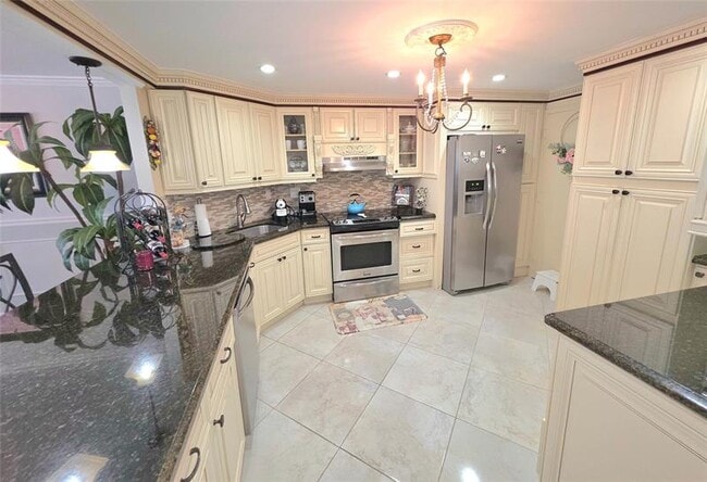 Building Photo - 4020 Galt Ocean Dr