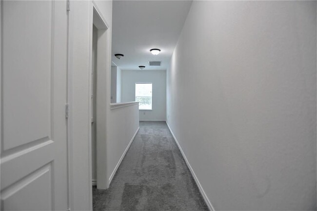 Building Photo - 10213 Ashville Dr
