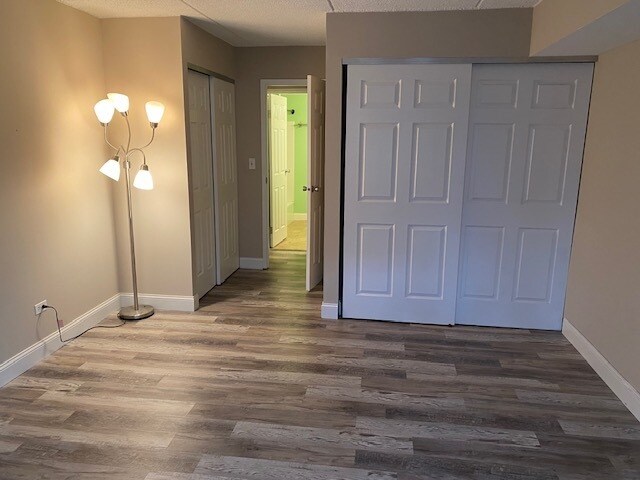 Building Photo - 5S066 Pebblewood Ln