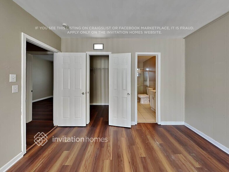 Building Photo - 5020 Taylor St