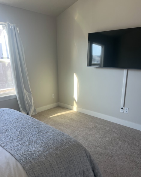 Building Photo - 4012 W Hardman Way