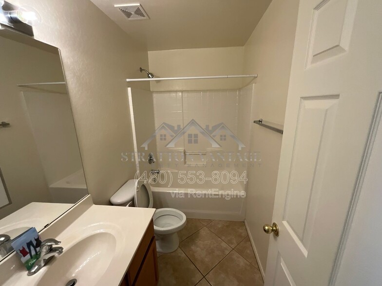 Building Photo - 15962 W Acapulco Ln