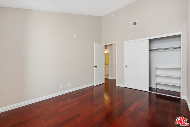 Building Photo - 1548 Michael Ln