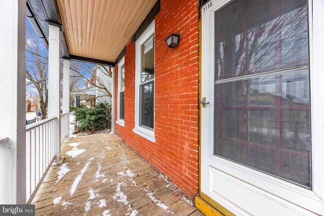 Building Photo - 3110 Main St