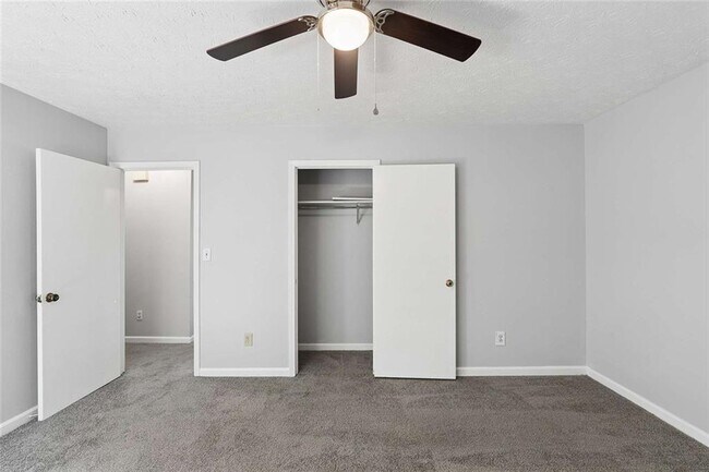 Building Photo - 7055 Hania Dr