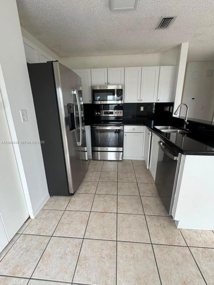 Building Photo - 17773 SW 140th Ct