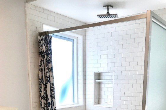 Rain shower - large with window - 1348 Manhattan Beach Blvd