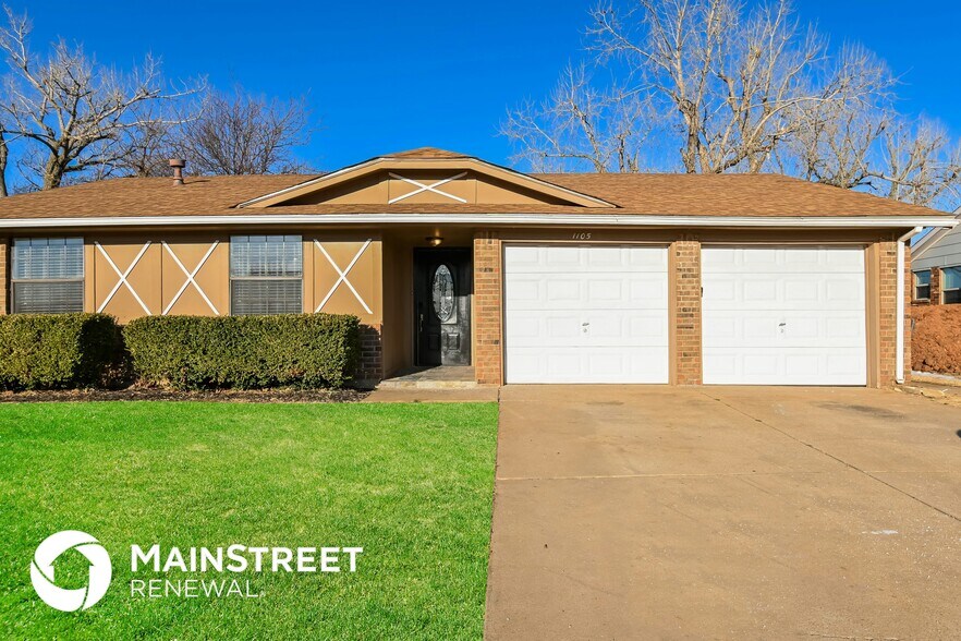 Primary Photo - 1105 S Avery Dr