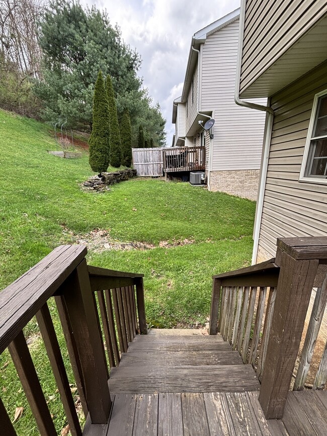 Building Photo - 864 Tremont St