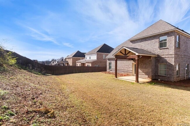 Building Photo - 522 Jeffrey Dr