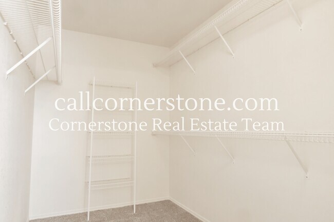 Building Photo - 4735 Malcom Ct