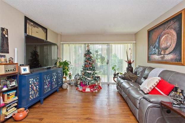 Building Photo - 586 Orange Dr