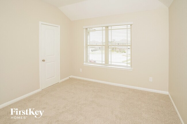 Building Photo - 74 Georgia Street