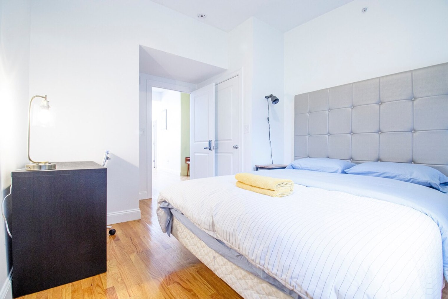 Building Photo - 27 Lambert St