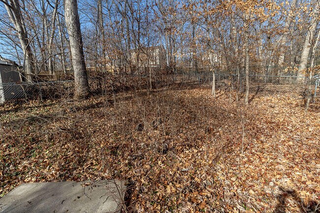 Building Photo - 401 Cedar Ln