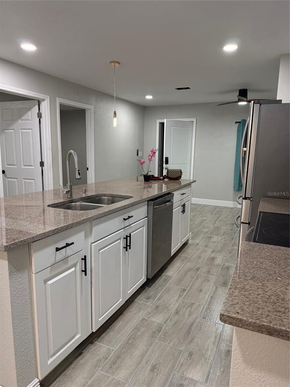 Building Photo - 3640 Rachel St