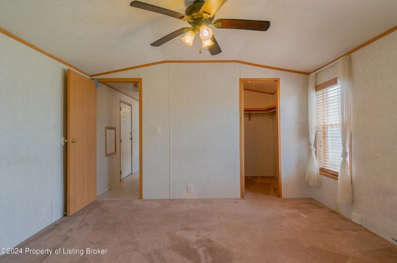 Building Photo - 209 2nd St SW