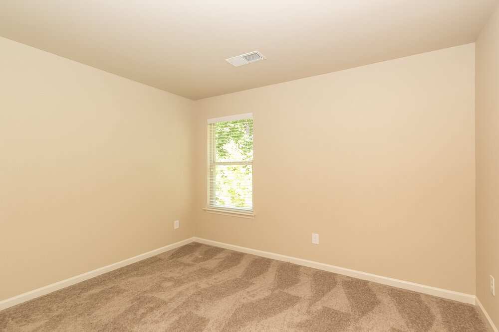 Building Photo - 258 Stillwood Dr