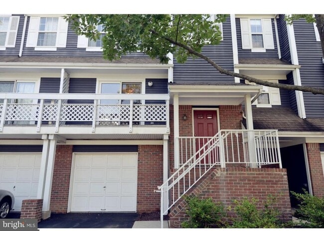 Building Photo - 53 E Shrewsbury Pl