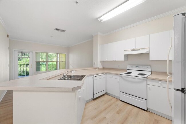Building Photo - 3593 Conroy Rd