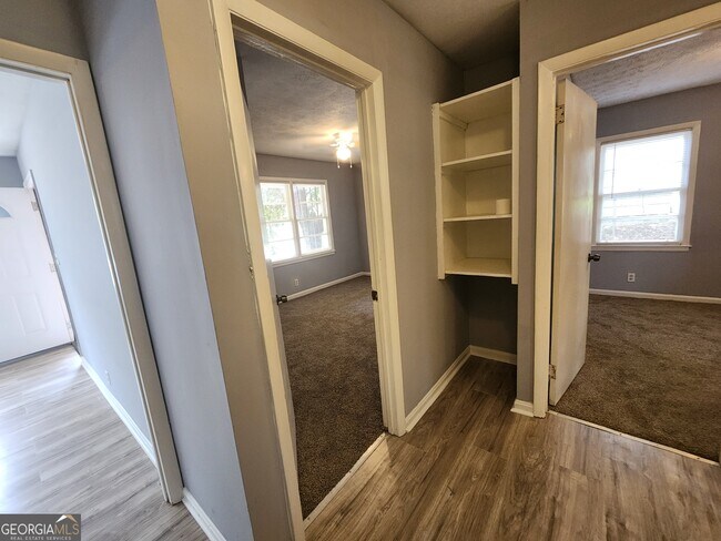 Building Photo - 2639 Willow St