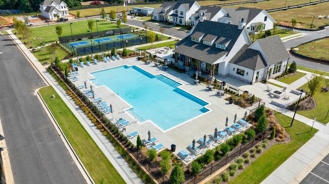 Building Photo - 510 Healy Dr