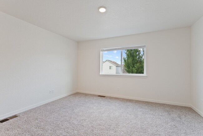 Building Photo - 19310 E Sprague Ave